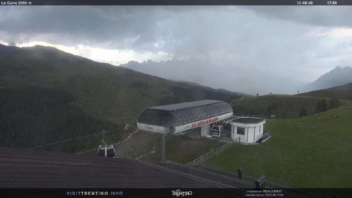 Archiv Foto Webcam Bergstation Le Cune, Trentino