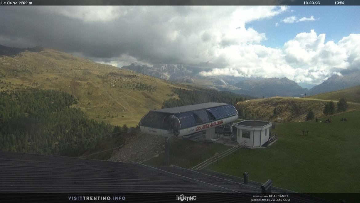 Archiv Foto Webcam Bergstation Le Cune, Trentino