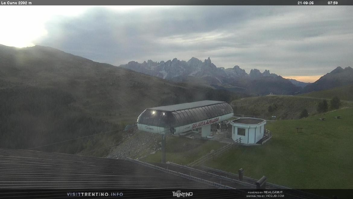 Archiv Foto Webcam Bergstation Le Cune, Trentino