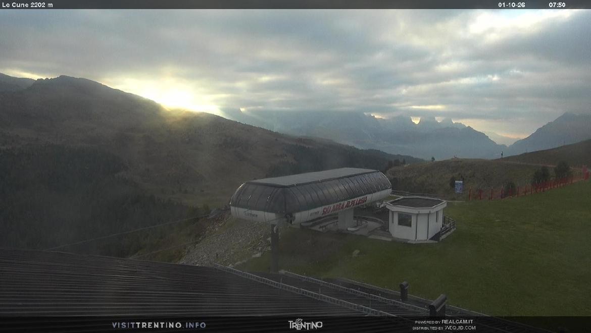 Archiv Foto Webcam Bergstation Le Cune, Trentino