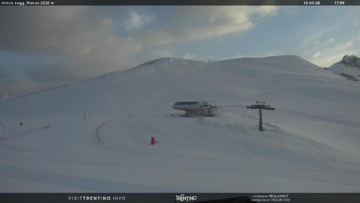 Archived image Webcam mountain station Piavac, Trentino
