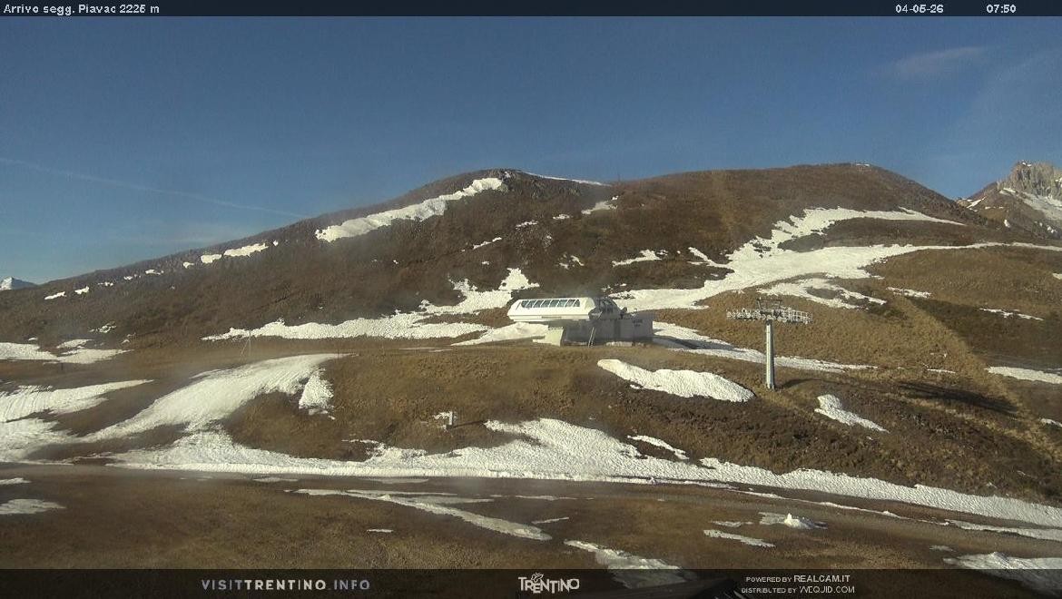 Archived image Webcam mountain station Piavac, Trentino