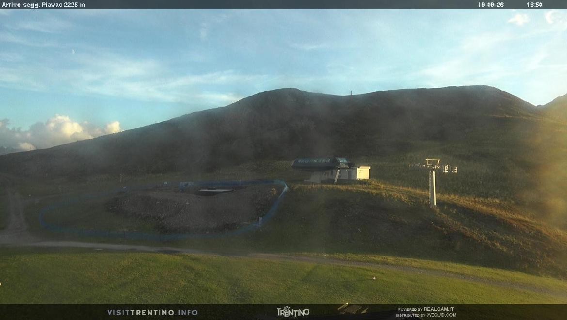 Archiv Foto Webcam Bergstation Piavac, Trentino