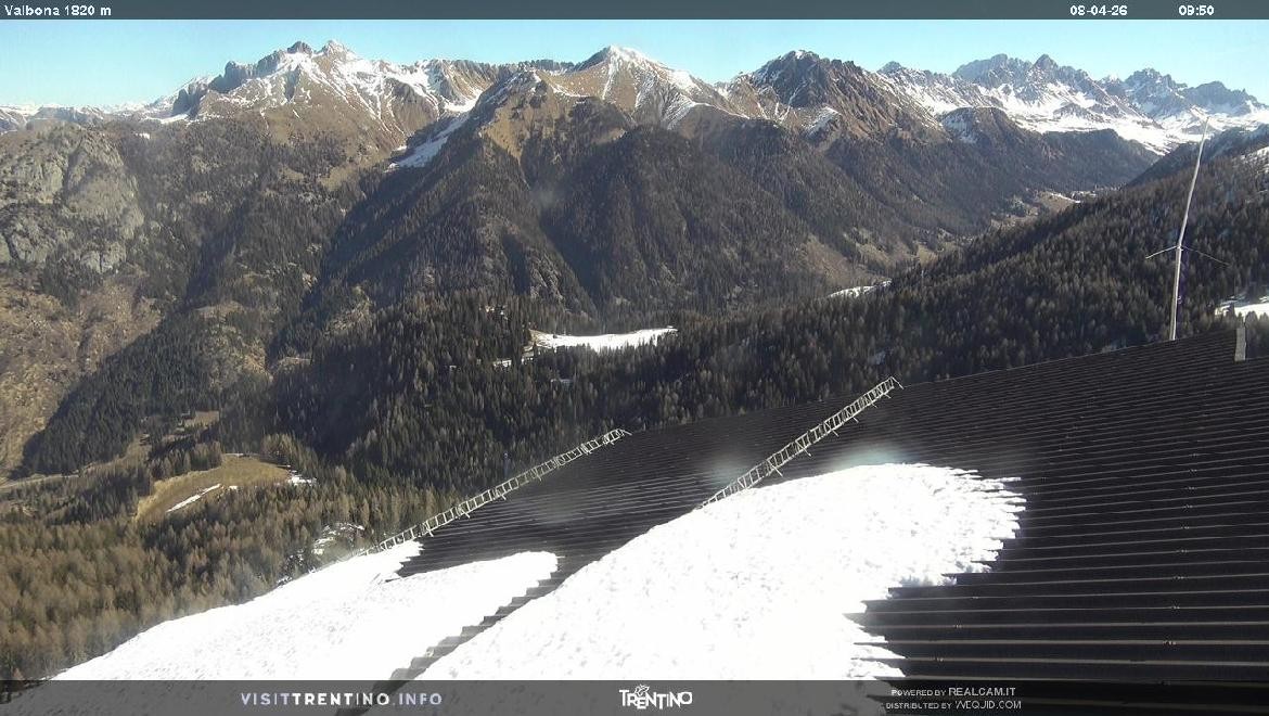 Archived image Webcam middle station alp Lusia, Trentino
