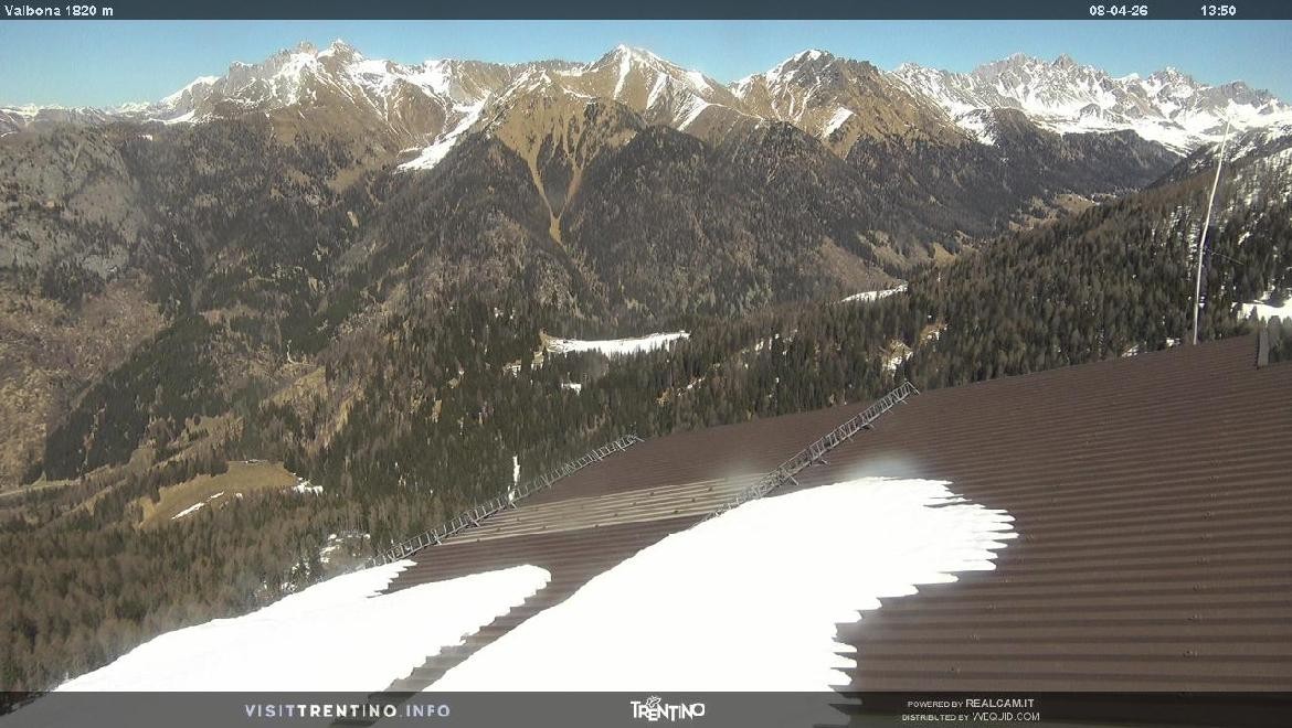 Archived image Webcam middle station alp Lusia, Trentino