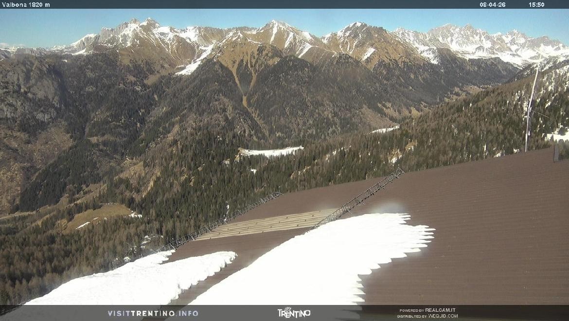 Archived image Webcam middle station alp Lusia, Trentino