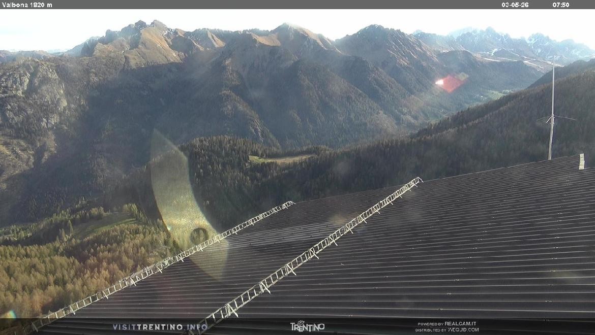Archived image Webcam middle station alp Lusia, Trentino