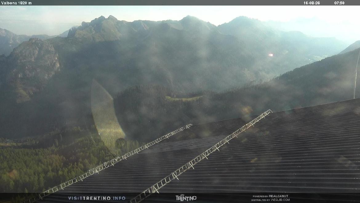 Archived image Webcam middle station alp Lusia, Trentino