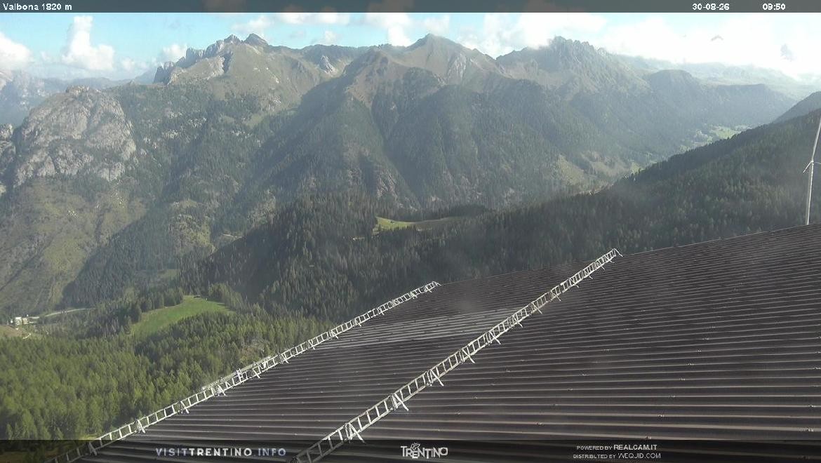 Archived image Webcam middle station alp Lusia, Trentino