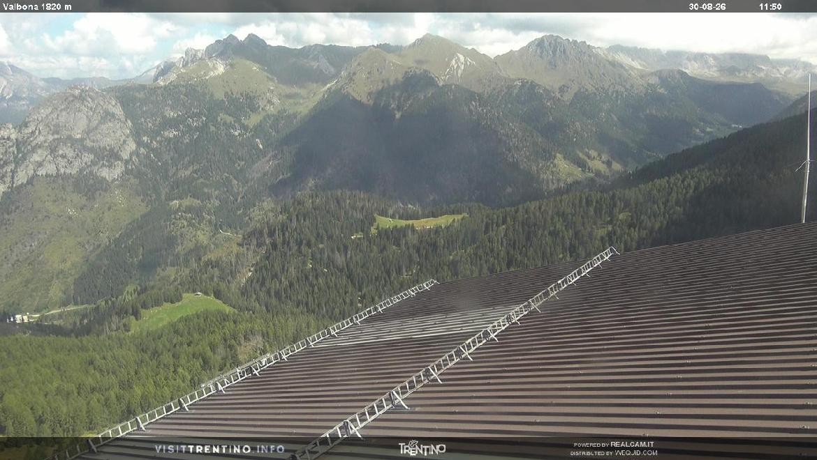 Archived image Webcam middle station alp Lusia, Trentino