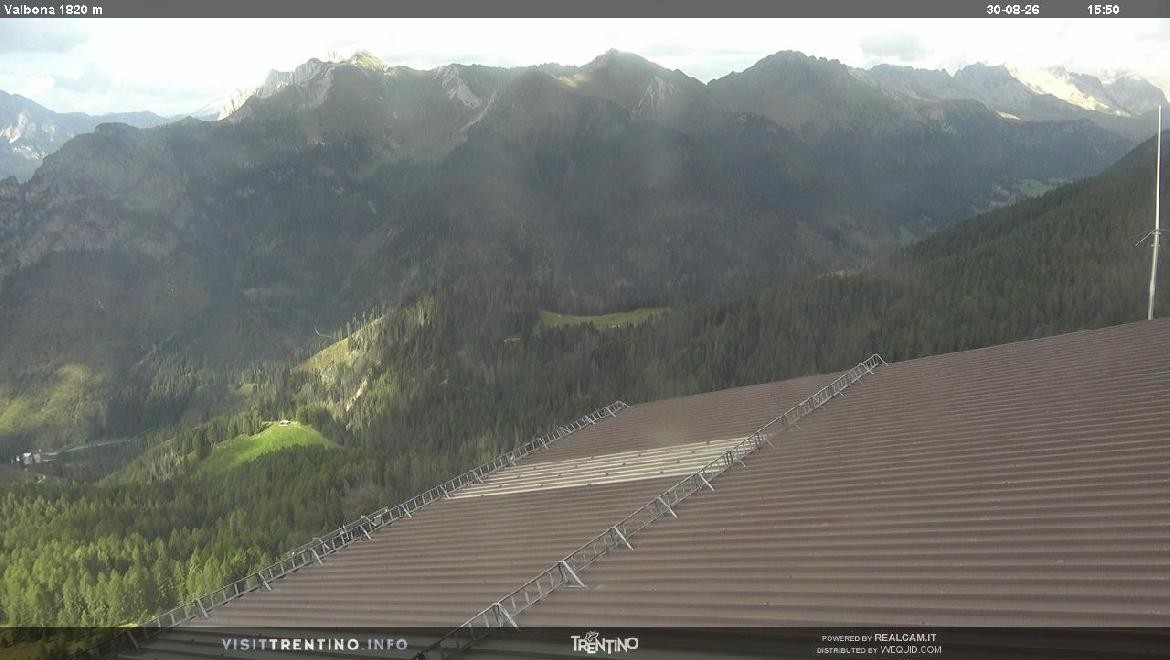 Archived image Webcam middle station alp Lusia, Trentino