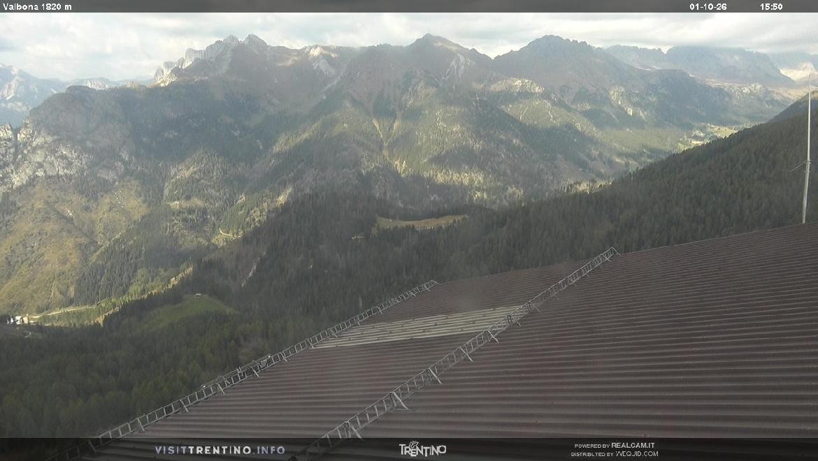 Archived image Webcam middle station alp Lusia, Trentino