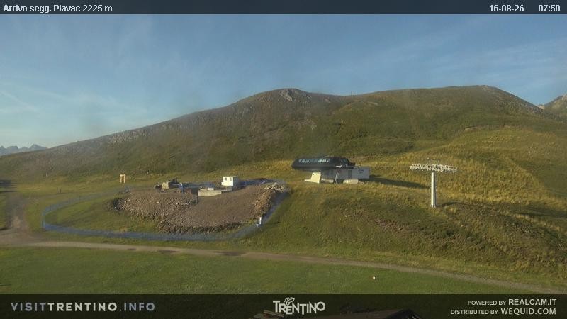 Archived image Webcam Seggiovia Piavac 2225m a.s.l.