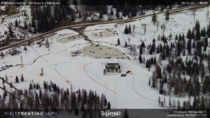 Archiv Foto Webcam Funivia Col Margherita 1874m. ü.NN.