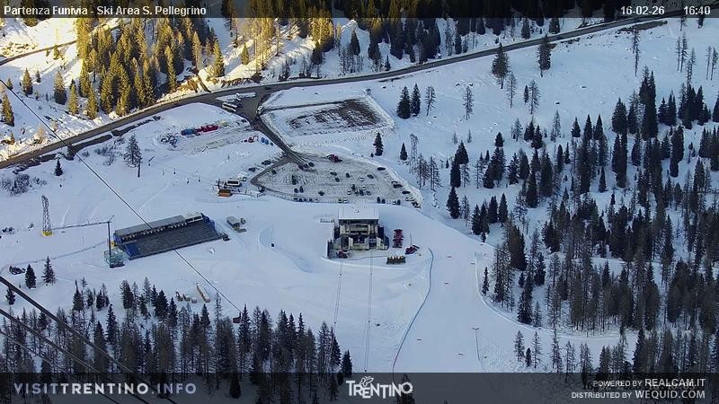 Archiv Foto Webcam Funivia Col Margherita 1874m. ü.NN.