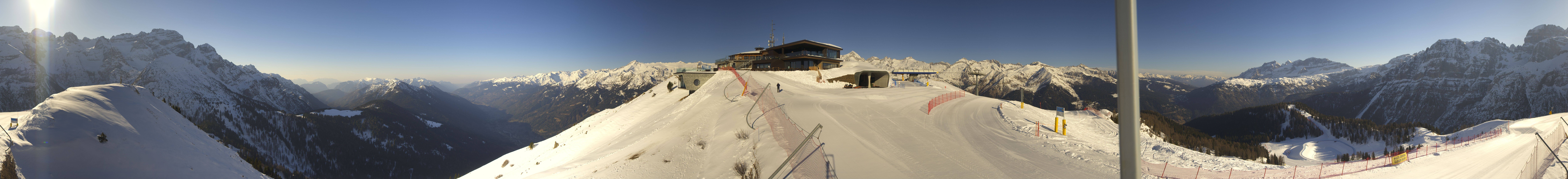 Archiv Foto Webcam Pinzolo: Doss del Sabion Bergstation