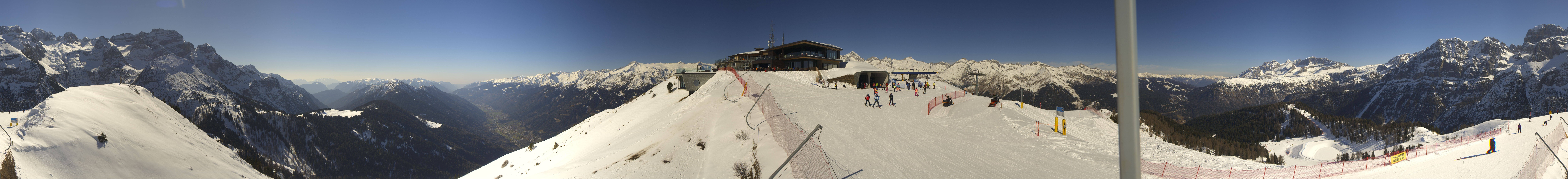 Archiv Foto Webcam Pinzolo: Doss del Sabion Bergstation