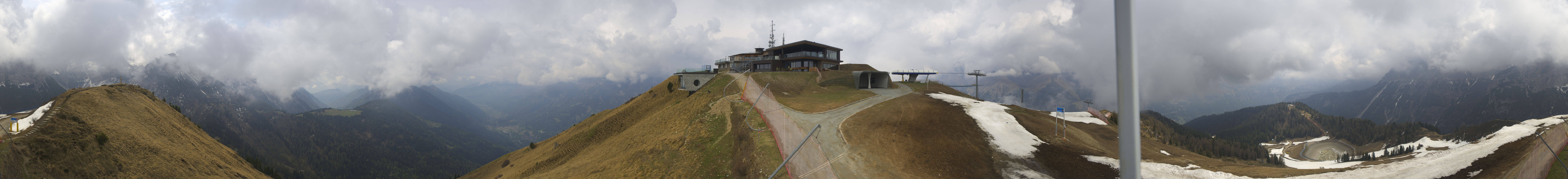 Archiv Foto Webcam Pinzolo: Doss del Sabion Bergstation