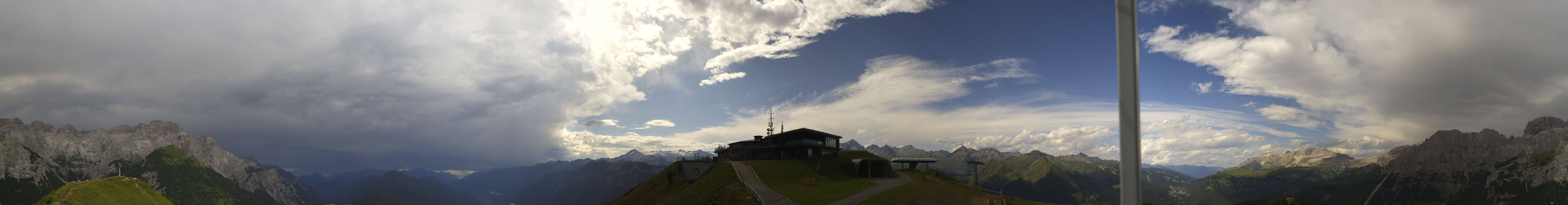 Archiv Foto Webcam Pinzolo: Doss del Sabion Bergstation