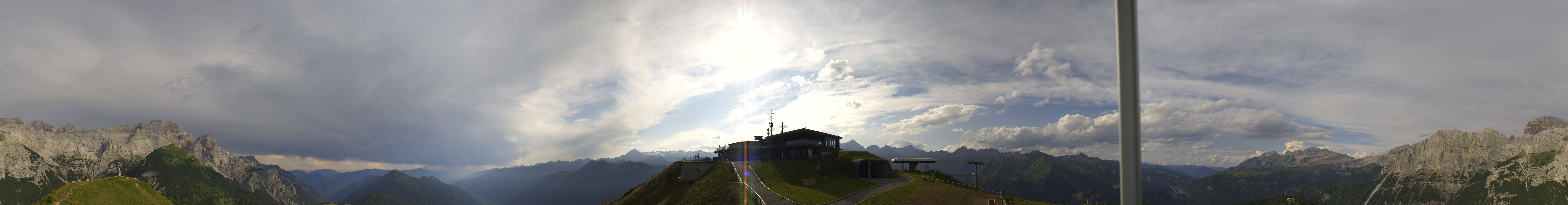 Archiv Foto Webcam Pinzolo: Doss del Sabion Bergstation
