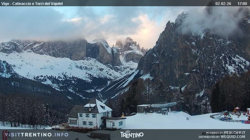 Archived image Webcam Torri del Vajolet - Val di Fassa