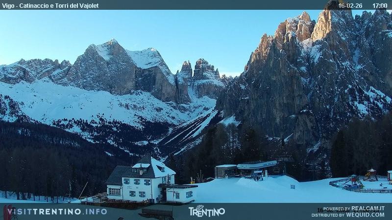 Archiv Foto Webcam Gardeccia-Mulde