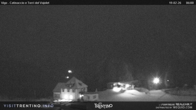 Archiv Foto Webcam Gardeccia-Mulde