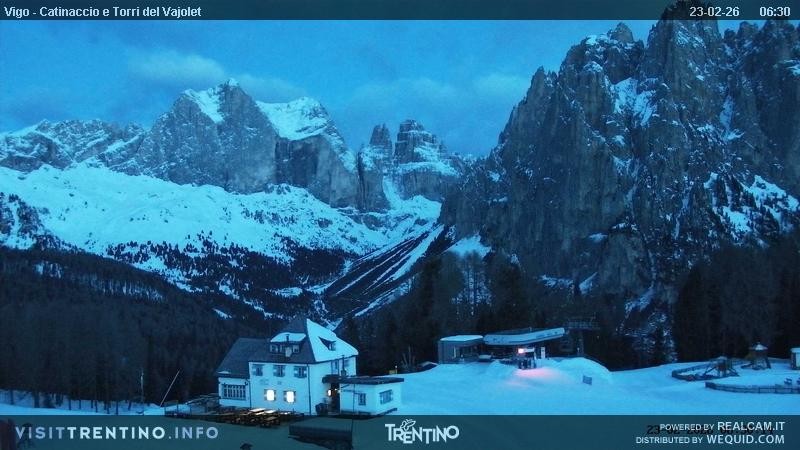 Archiv Foto Webcam Gardeccia-Mulde