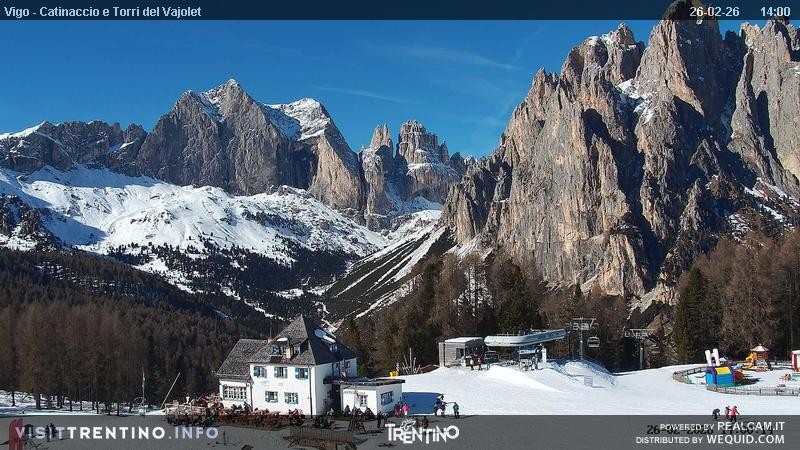 Archived image Webcam Torri del Vajolet - Val di Fassa
