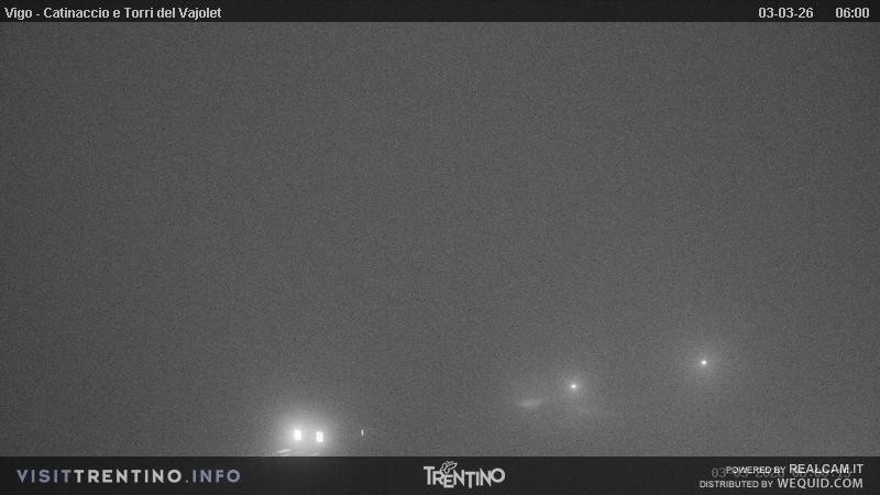 Archived image Webcam Torri del Vajolet - Val di Fassa