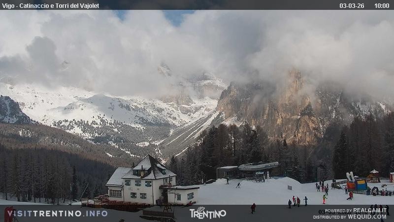 Archived image Webcam Torri del Vajolet - Val di Fassa