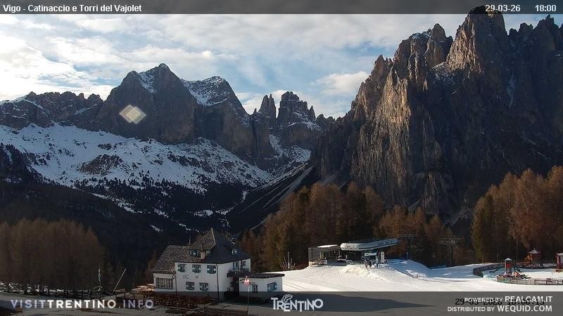 Archived image Webcam Torri del Vajolet - Val di Fassa