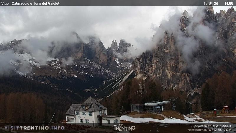 Archiv Foto Webcam Gardeccia-Mulde