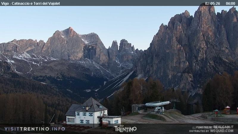 Archiv Foto Webcam Gardeccia-Mulde