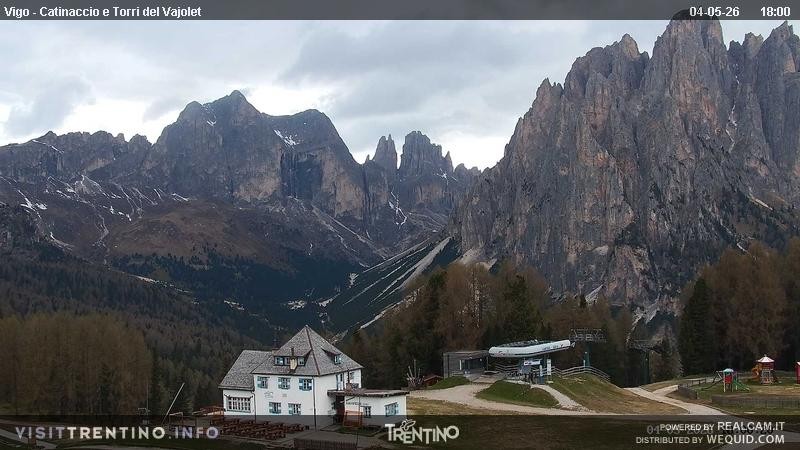 Archived image Webcam Torri del Vajolet - Val di Fassa