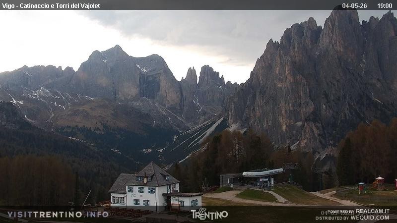 Archived image Webcam Torri del Vajolet - Val di Fassa