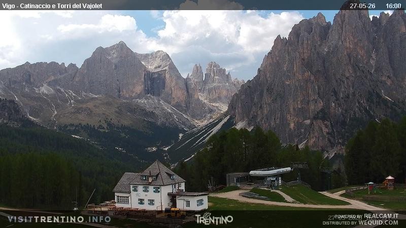 Archived image Webcam Torri del Vajolet - Val di Fassa
