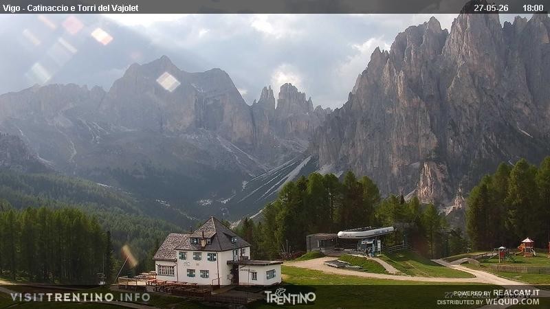 Archived image Webcam Torri del Vajolet - Val di Fassa
