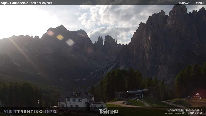 Archiv Foto Webcam Gardeccia-Mulde