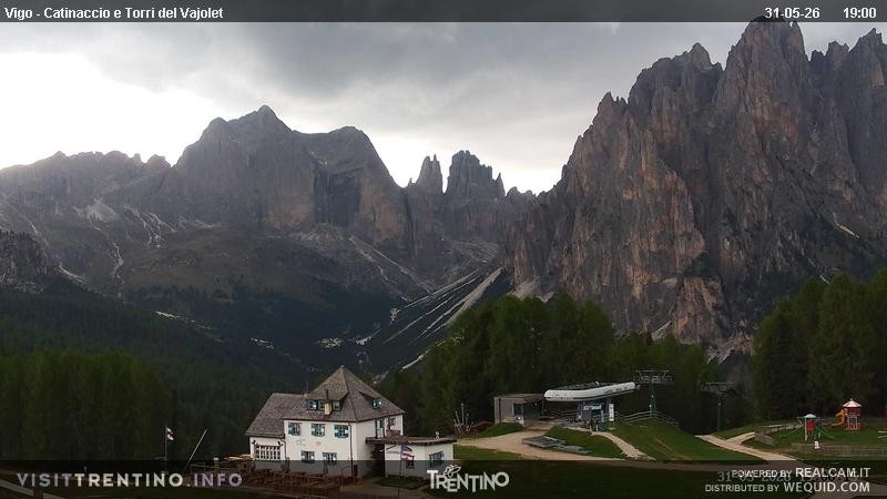 Archiv Foto Webcam Gardeccia-Mulde