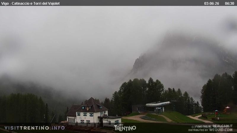 Archived image Webcam Torri del Vajolet - Val di Fassa
