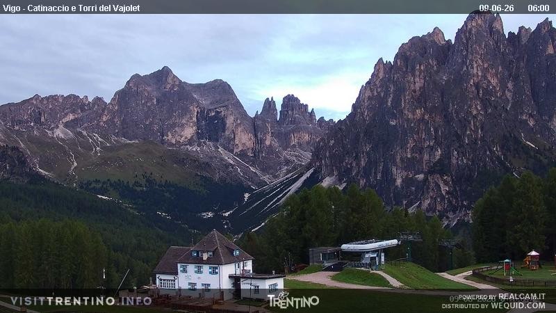 Archiv Foto Webcam Gardeccia-Mulde