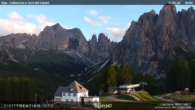 Archived image Webcam Torri del Vajolet - Val di Fassa
