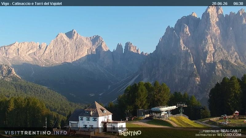 Archived image Webcam Torri del Vajolet - Val di Fassa