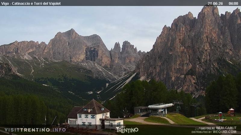 Archiv Foto Webcam Gardeccia-Mulde