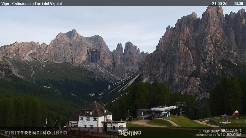 Archiv Foto Webcam Gardeccia-Mulde