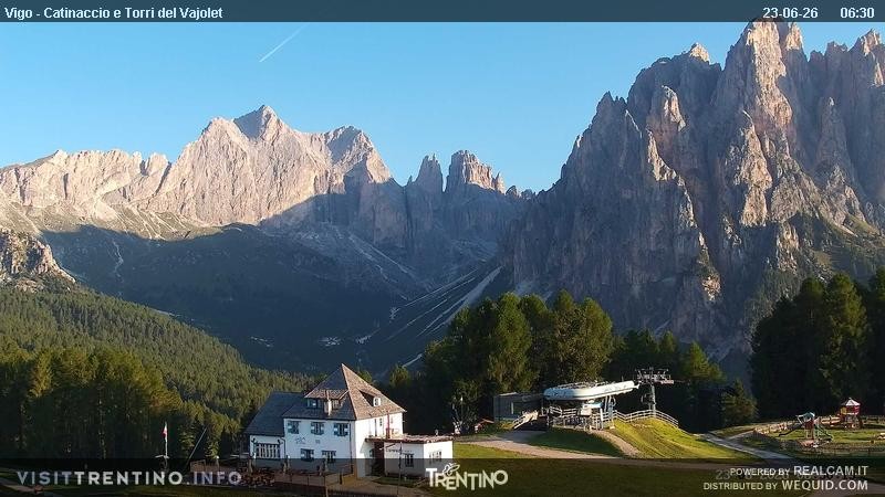 Archiv Foto Webcam Gardeccia-Mulde