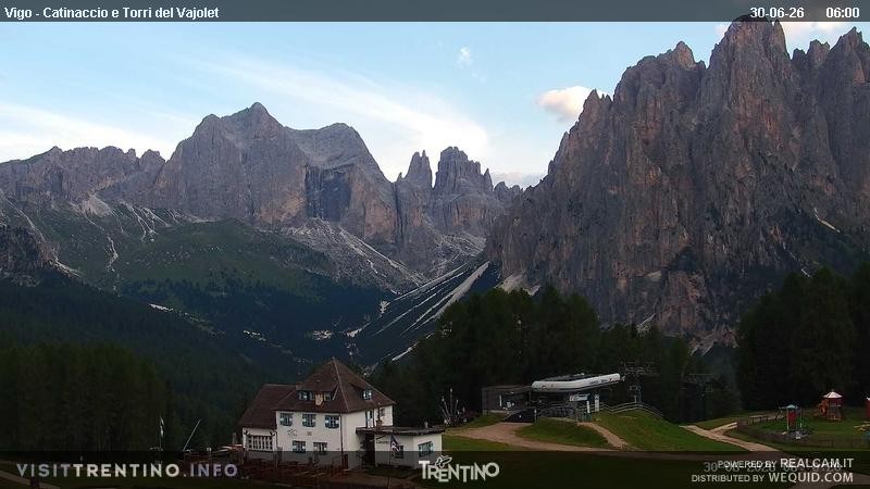 Archiv Foto Webcam Gardeccia-Mulde