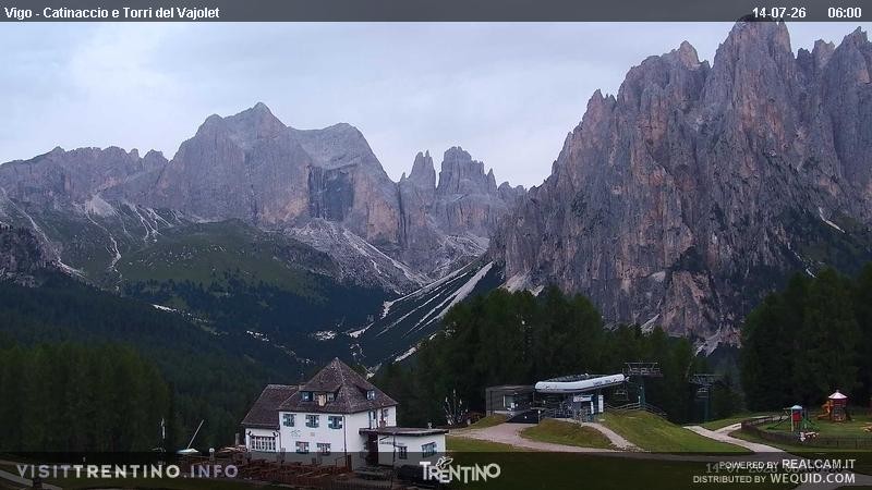 Archiv Foto Webcam Gardeccia-Mulde