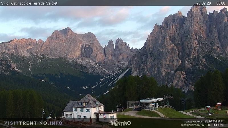 Archiv Foto Webcam Gardeccia-Mulde